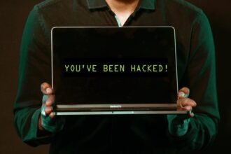 Raja Hacker Terbesar China Akhirnya Ditangkap di Singapura