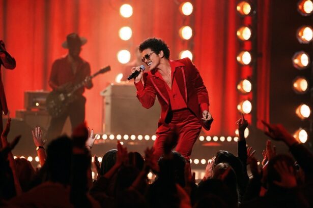 Bruno Mars Hadir di Jakarta dengan Konser "24K Magic Live!"