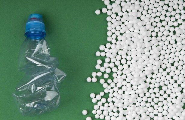Indonesia Tingkat Konsumsi Mikroplastik Tertinggi di Dunia