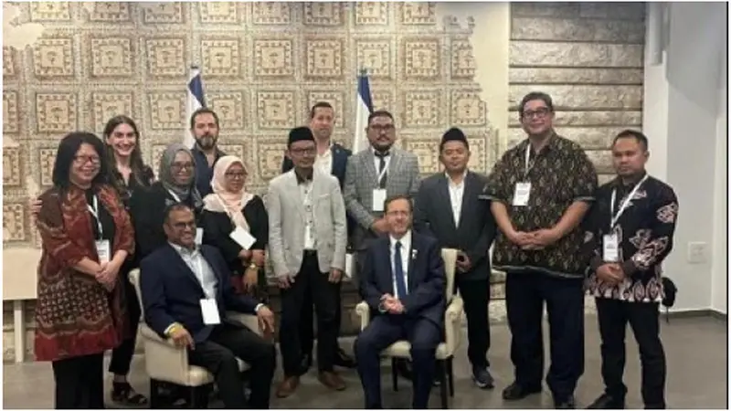 Pengurus LBM Dipecat Terkait Pertemuan dengan Presiden Israel