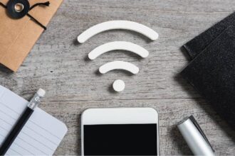 Inilah Penyebab Kenapa WiFi Lemot di Rumah. Pernahkah Anda mengalami koneksi WiFi di rumah yang lemot? Hal ini tentu bisa