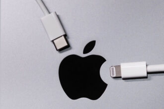 Cara Baik Menyimpan Charger iPhone Agar Awet dan Tahan Lama