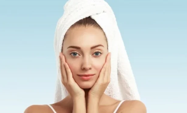 Serum Wajah Retinol: Senjata Ampuh Lawan Tanda Penuaan?