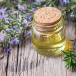 Efek Negatif Penggunaan Minyak Rosemary untuk Rambut