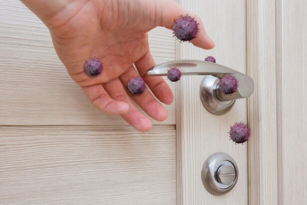Bahaya Bakteri di Tempat Umum dan Tips Mencegahnya