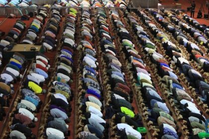 Sholat Ghaib: Mengantarkan Doa untuk Jenazah yang Jauh