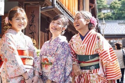 Jepang Wajibkan Warganya Tertawa Sehari Sekali