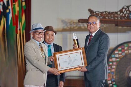 Konsisten Jaga Keterbukan Informasi, bjb Raih Penghargaan Dengan Predikat Informatif